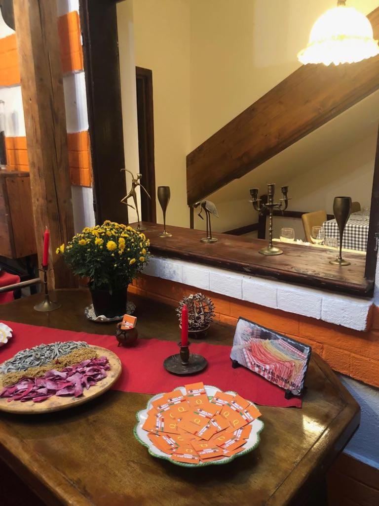 Nonna Mia Hotel Bukarest Kültér fotó